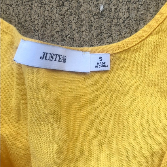 Yellow Just Fab Button up Blouse 🟡 - Picture 5 of 7